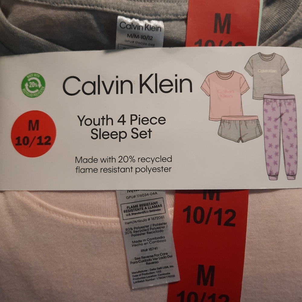 NWT Calvin Klein sleep set girls